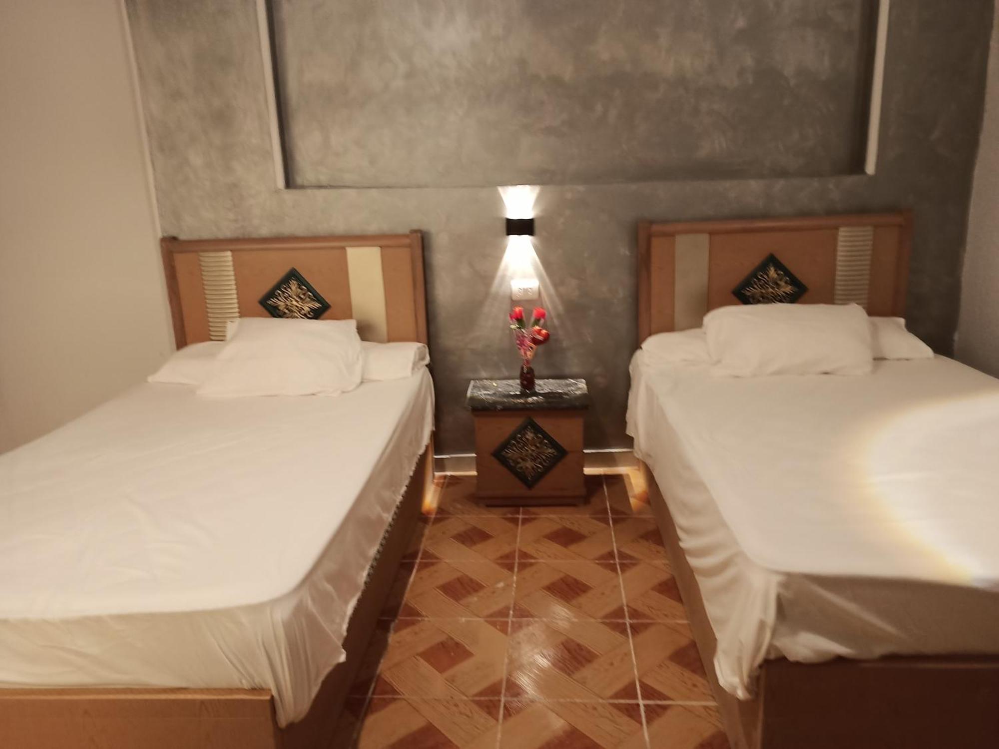 Horus Pyramids View Inn * Kairo